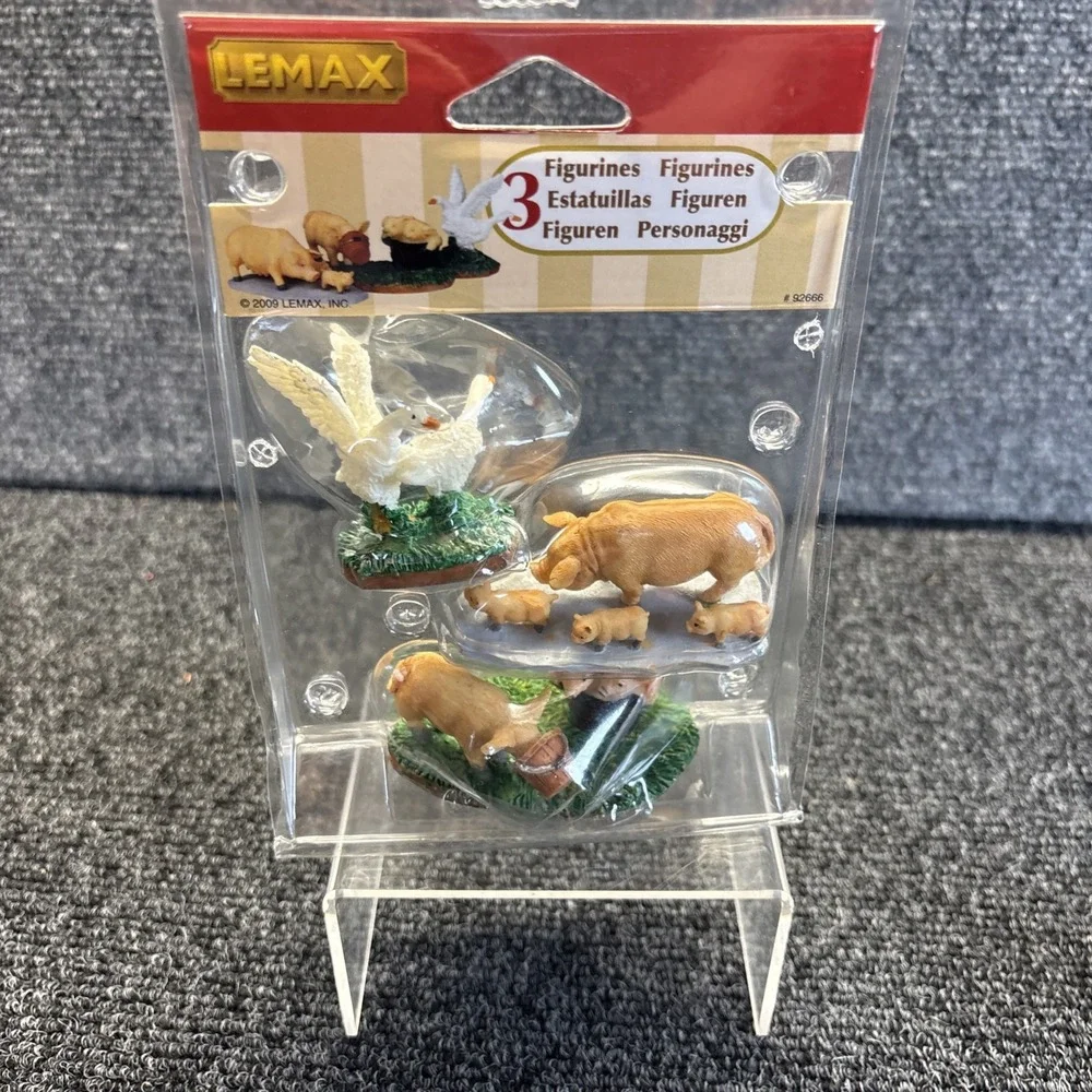 Lemax~Coventry Cove~Accessories Set of Farm Animals~24495/62999